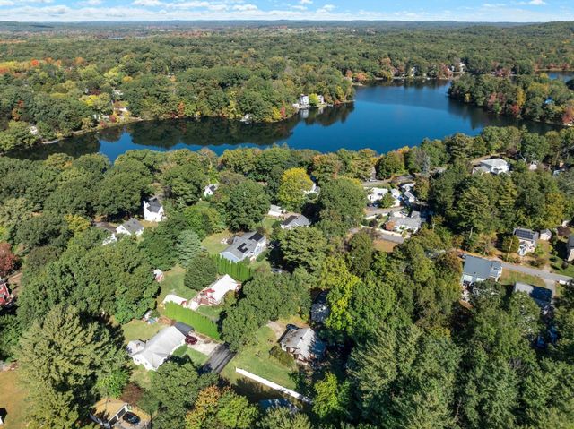 7 Castle Gate Road, Wayland, MA 01778