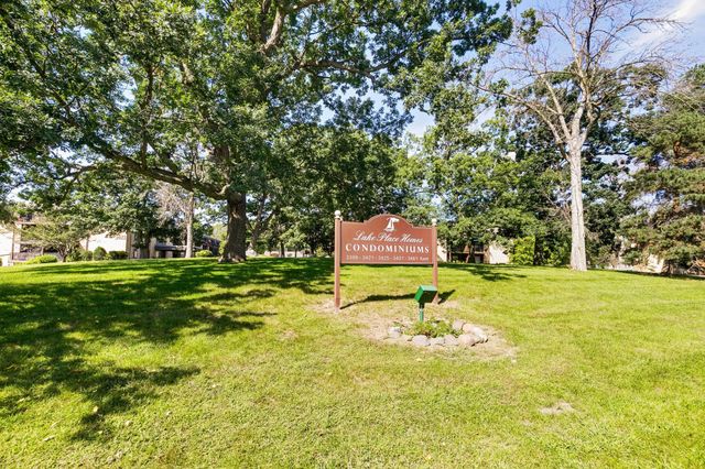 3431 Kent Street 801, Shoreview, MN 55126