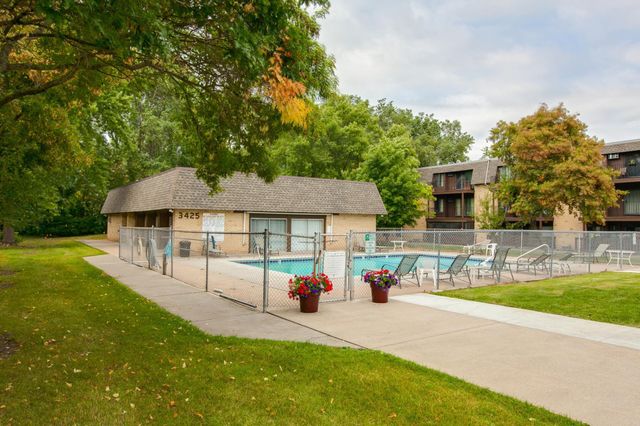 3431 Kent Street 801, Shoreview, MN 55126