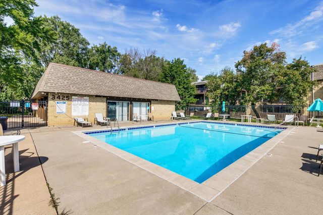 3431 Kent Street 801, Shoreview, MN 55126