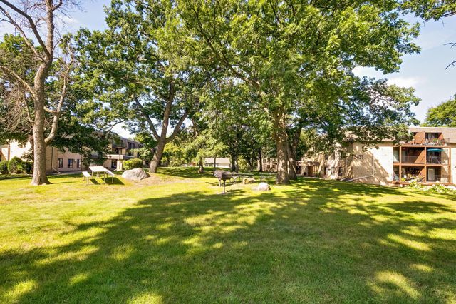 3431 Kent Street 801, Shoreview, MN 55126