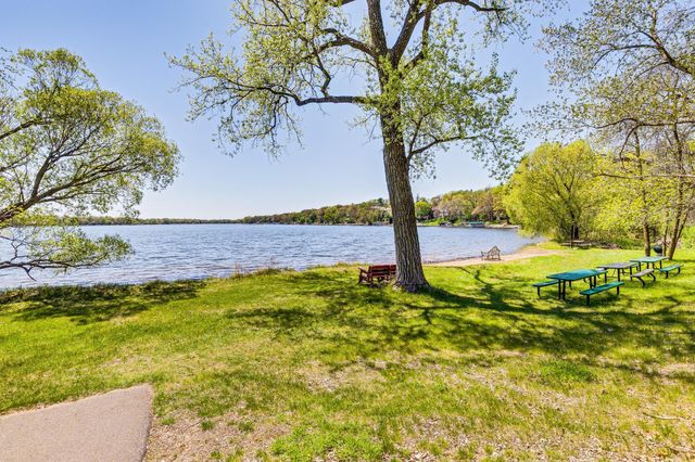 3431 Kent Street 801, Shoreview, MN 55126