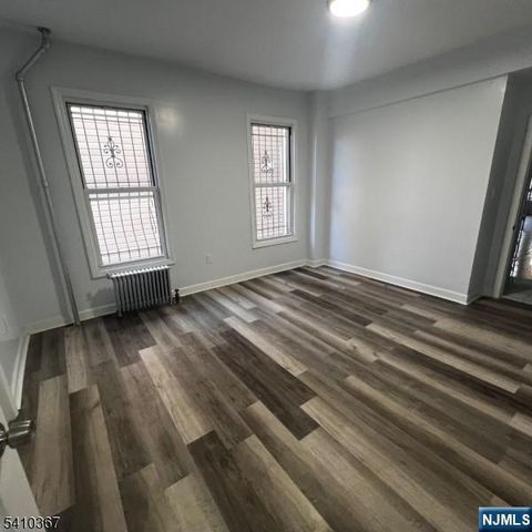 345 Summer Avenue, Newark, NJ 07104