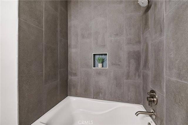 1707 Pacific Coast 506, Hermosa Beach, CA 90254