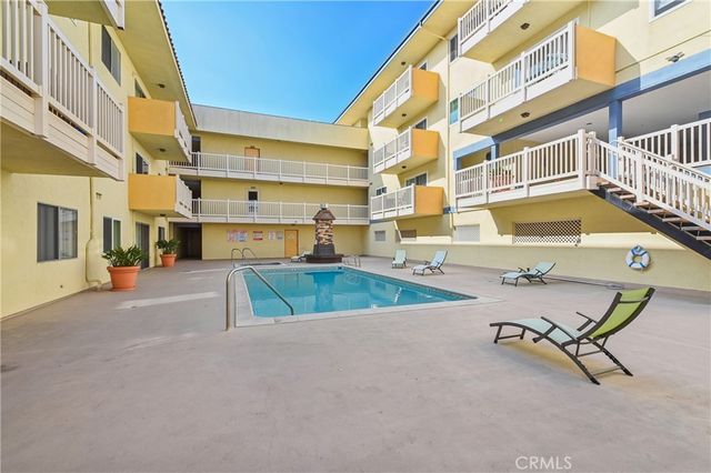 1707 Pacific Coast 506, Hermosa Beach, CA 90254