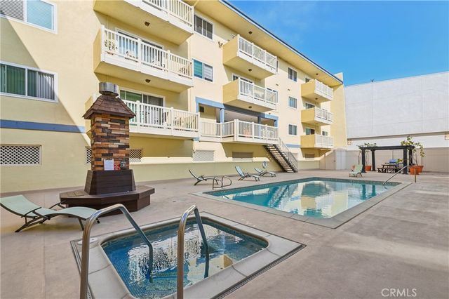 1707 Pacific Coast 506, Hermosa Beach, CA 90254