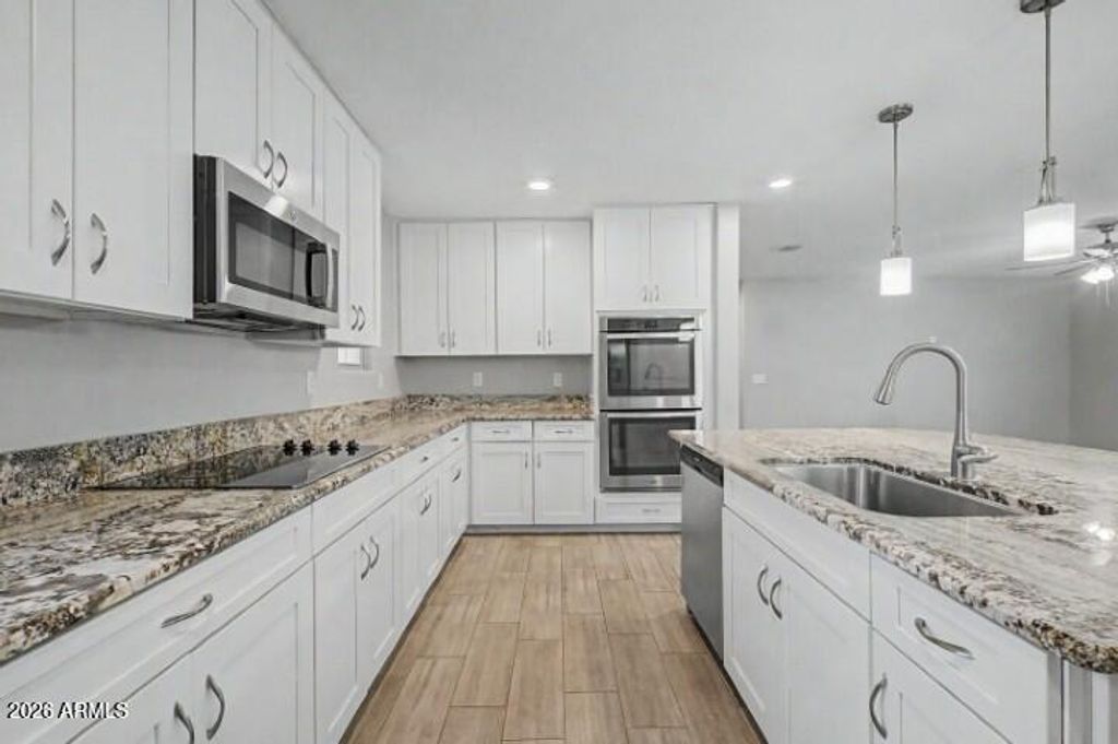 Image 15 of property listing at 11692 N 165TH Lane, Surprise, AZ 85388