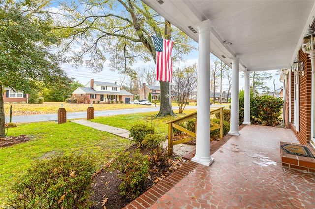 276 Bridgeview CIR, Chesapeake, VA 23322