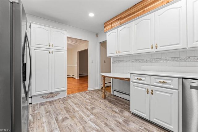 276 Bridgeview CIR, Chesapeake, VA 23322