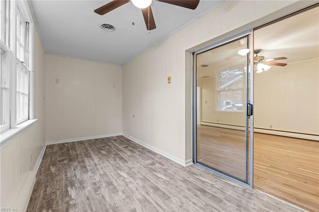 276 Bridgeview CIR, Chesapeake, VA 23322