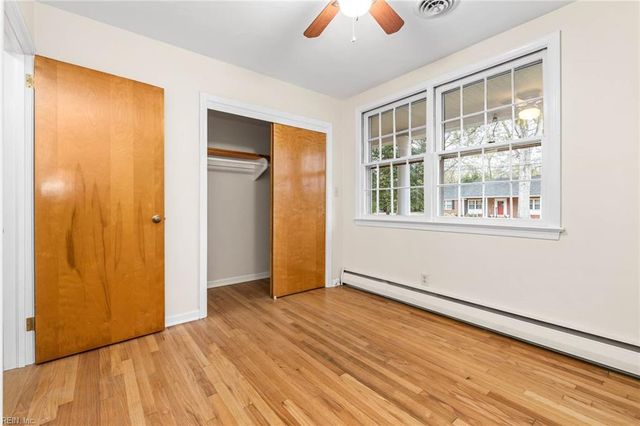 276 Bridgeview CIR, Chesapeake, VA 23322