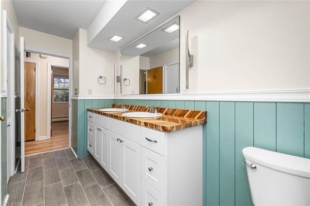 276 Bridgeview CIR, Chesapeake, VA 23322