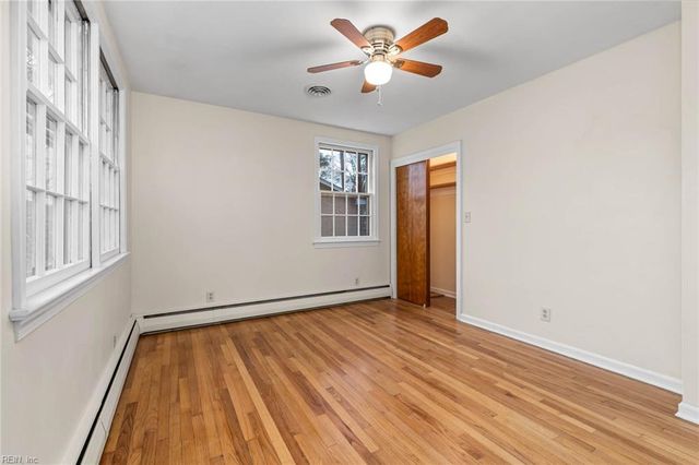 276 Bridgeview CIR, Chesapeake, VA 23322