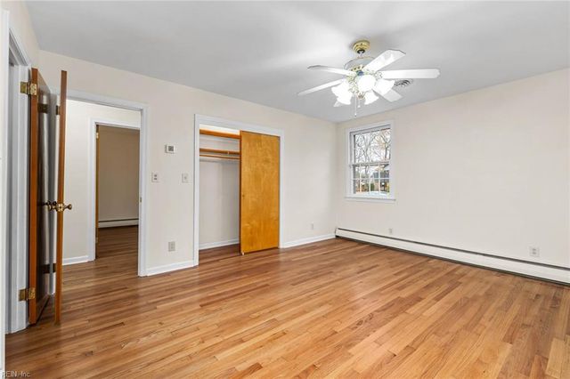 276 Bridgeview CIR, Chesapeake, VA 23322