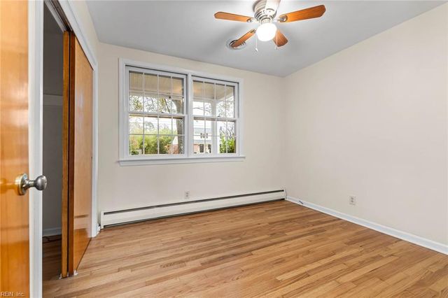 276 Bridgeview CIR, Chesapeake, VA 23322