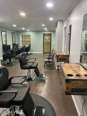 17306 W 7 Mile Road, Detroit, MI 48235