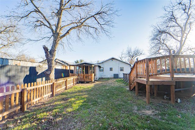 206 E 2nd Street, Breckenridge, TX 76424