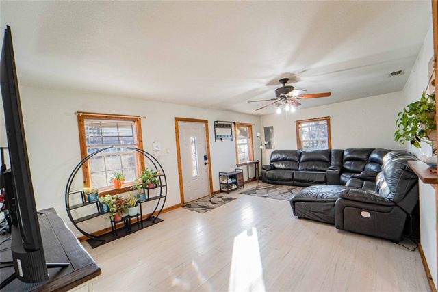 206 E 2nd Street, Breckenridge, TX 76424