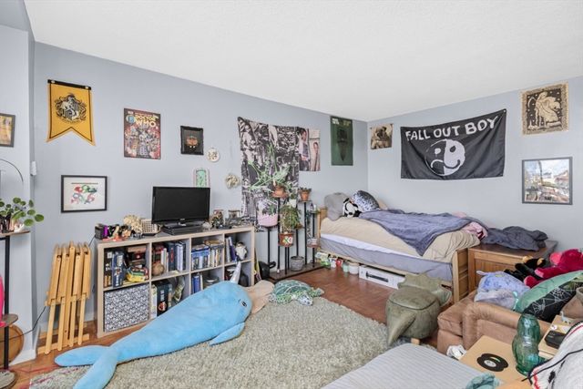 44 Washington St 1113, Brookline, MA 02446