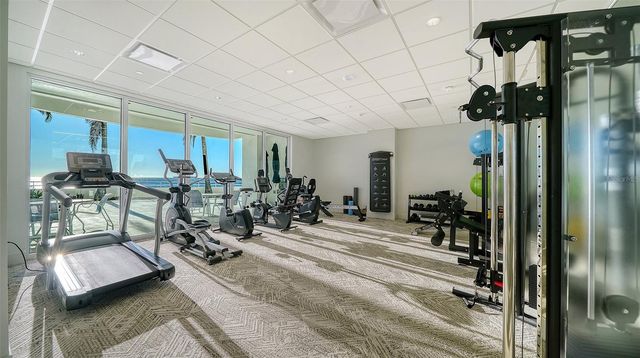 1750 BENJAMIN FRANKLIN DRIVE F, Sarasota, FL 34236