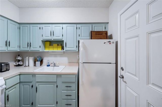 130 Collier BLVD E4, Marco Island, FL 34145