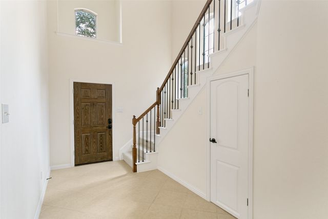 412 Eastland Drive, Lewisville, TX 75056