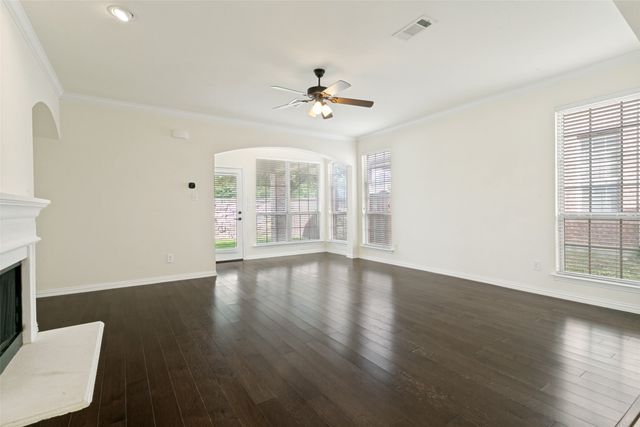 412 Eastland Drive, Lewisville, TX 75056