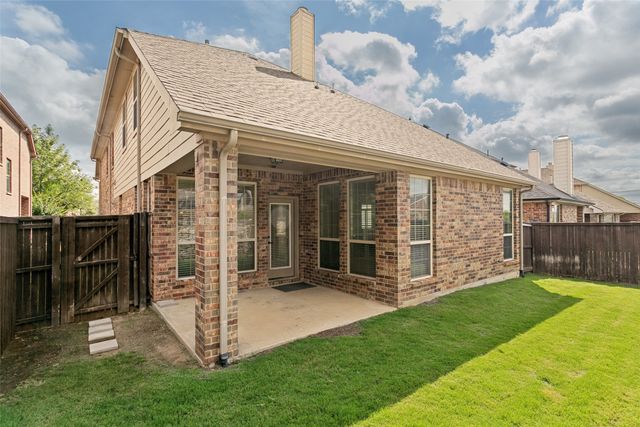 412 Eastland Drive, Lewisville, TX 75056