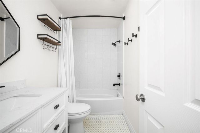 4903 Indian Wood 110, Culver City, CA 90230