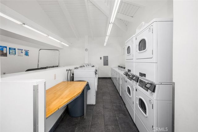 4903 Indian Wood 110, Culver City, CA 90230
