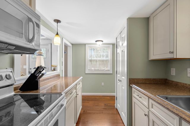 78 Upper County Road A & B, Dennis, MA 02638