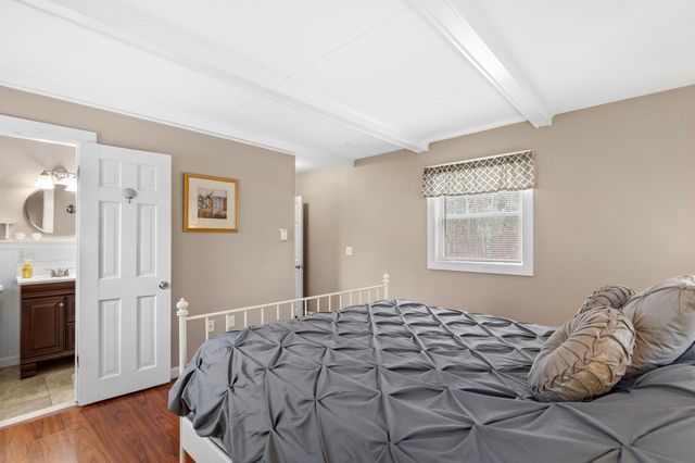 78 Upper County Road A & B, Dennis, MA 02638