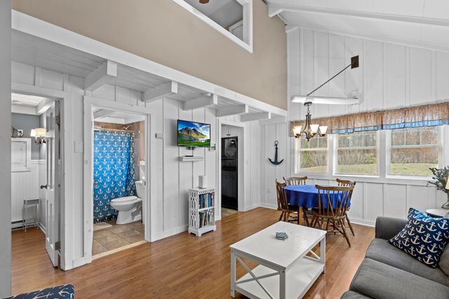 78 Upper County Road A & B, Dennis, MA 02638