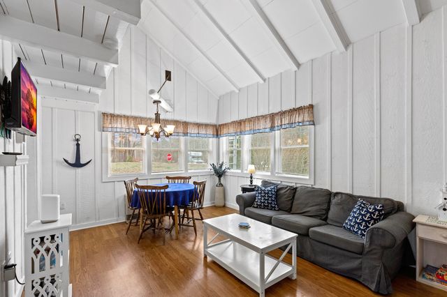 78 Upper County Road A & B, Dennis, MA 02638