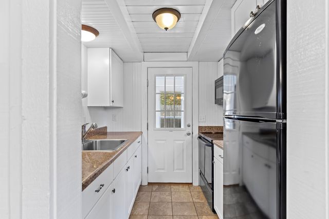 78 Upper County Road A & B, Dennis, MA 02638