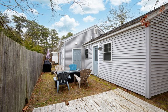 78 Upper County Road A & B, Dennis, MA 02638