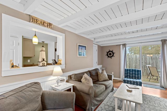 78 Upper County Road A & B, Dennis, MA 02638