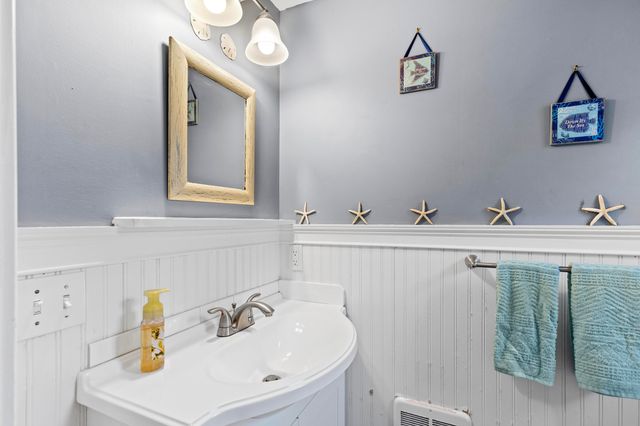 78 Upper County Road A & B, Dennis, MA 02638