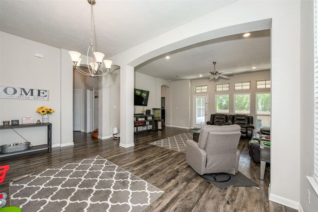 2125 Stubbs Drive, Bryan, TX 77807