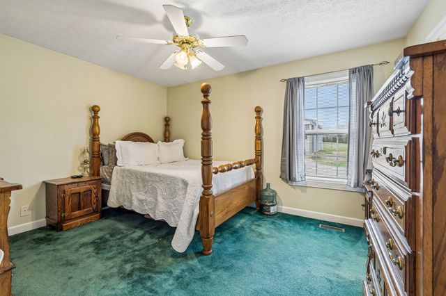 325 Thurman Kepley Rd, Portland, TN 37148