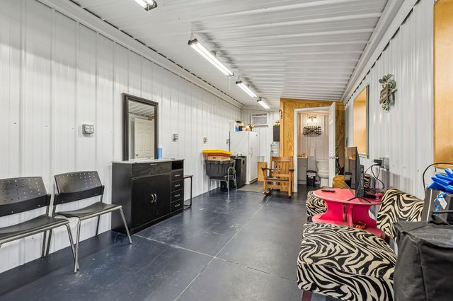 325 Thurman Kepley Rd, Portland, TN 37148