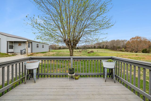 325 Thurman Kepley Rd, Portland, TN 37148
