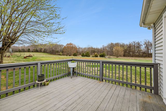 325 Thurman Kepley Rd, Portland, TN 37148