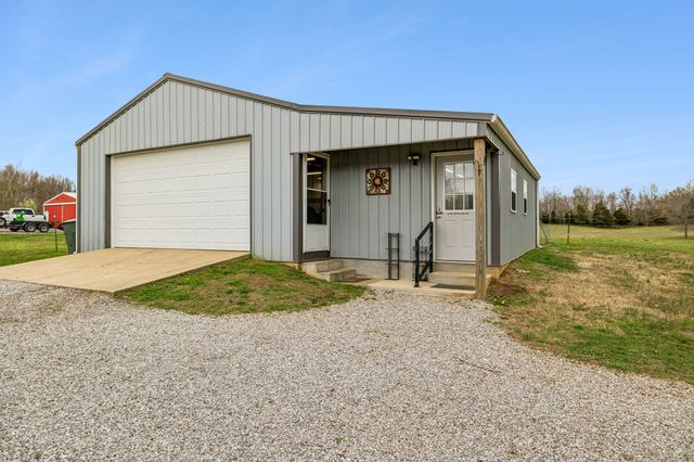 325 Thurman Kepley Rd, Portland, TN 37148