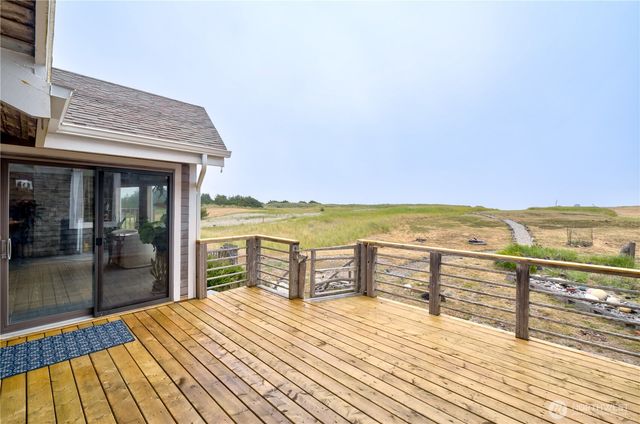 35405 F Place, Ocean Park, WA 98640