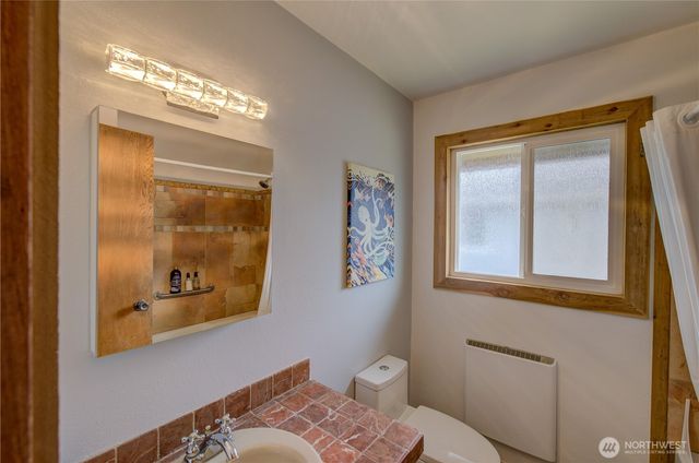 35405 F Place, Ocean Park, WA 98640