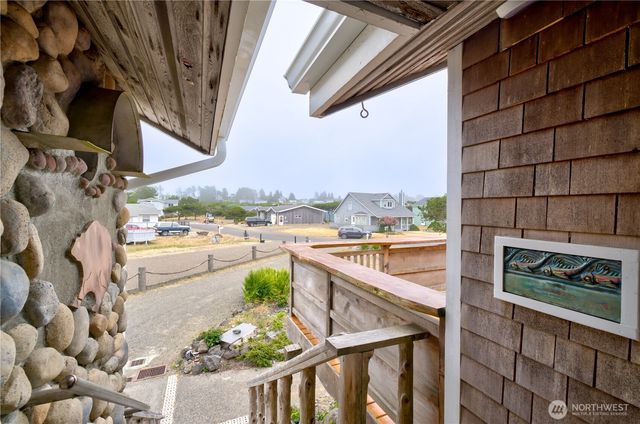 35405 F Place, Ocean Park, WA 98640