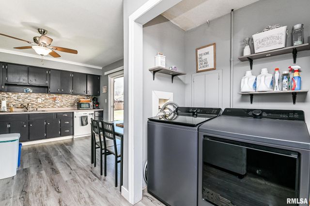 408 ROSEWOOD Drive, Washington, IL 61571