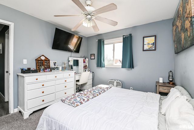 408 ROSEWOOD Drive, Washington, IL 61571