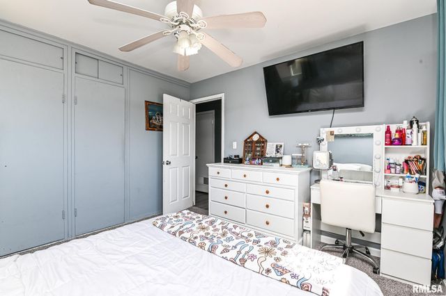 408 ROSEWOOD Drive, Washington, IL 61571